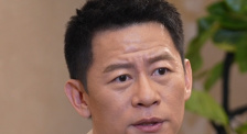 妇女厕撒尿和全身